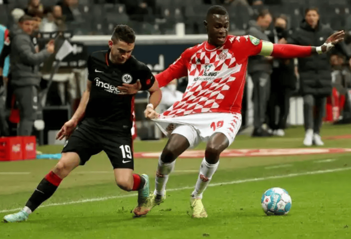 开云注册平台-关于冲刺阶段门兴格拉德巴赫回应争议——德甲节点到来；目标明确；心理建设被强调的信息