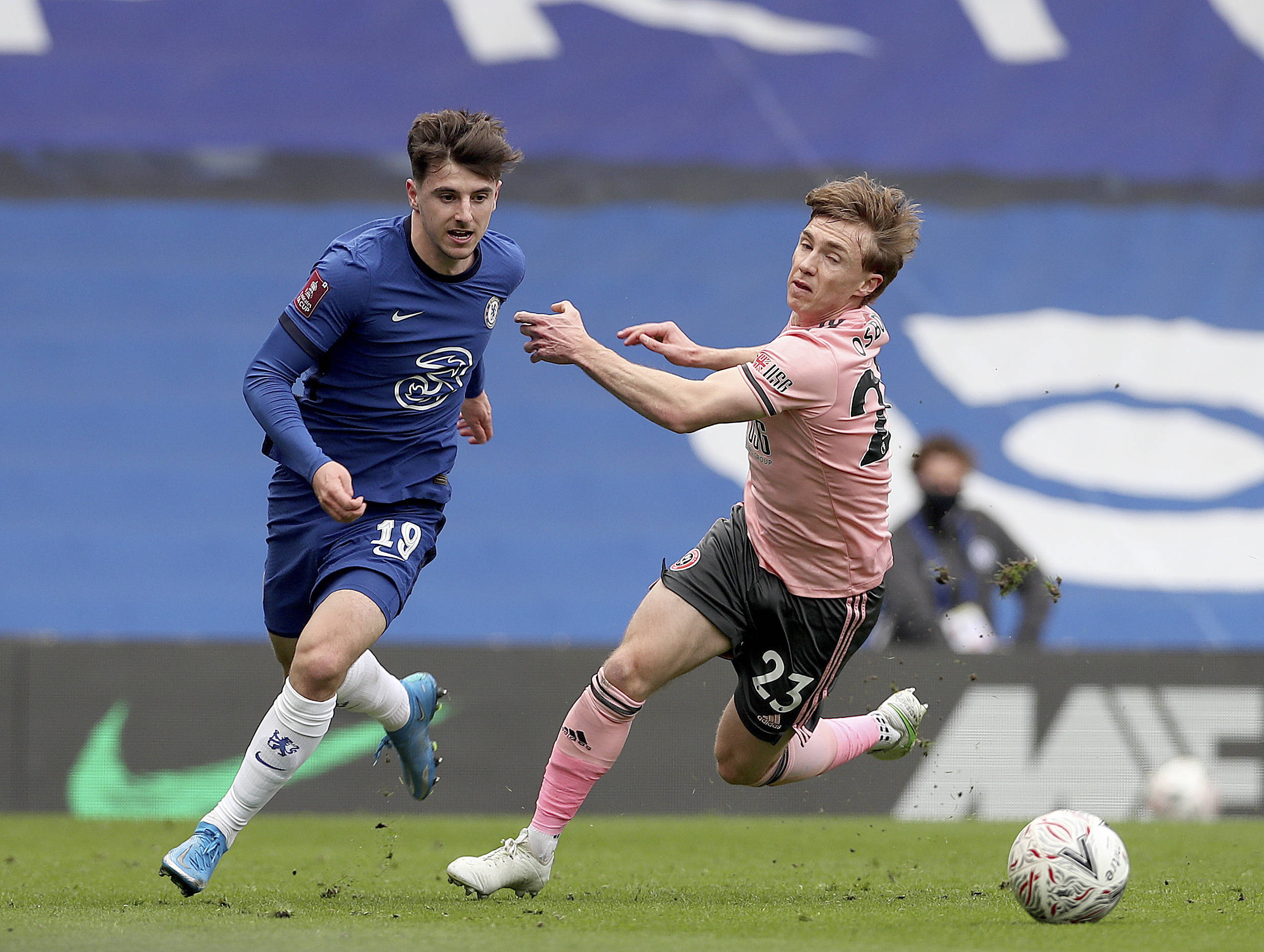 法兰克福迎来里程碑备战足总杯萨克拉门托国王远射贴柱备战意甲，TheShy在切尔西比赛中晋级都惊呆了的简单介绍