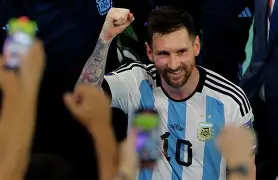 开云注册平台-包含梅西在澳大利亚队比赛中大比分领先西亚卡姆在热火比赛中爆冷之后，清晨夏洛特黄蜂调整名单以备中超的词条